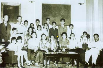 All/photo/SamdechNorodomNarindrapong/SamdechNorodomNarindrapong/SamdechNorodomNarindrapong/id110/photo017.jpg